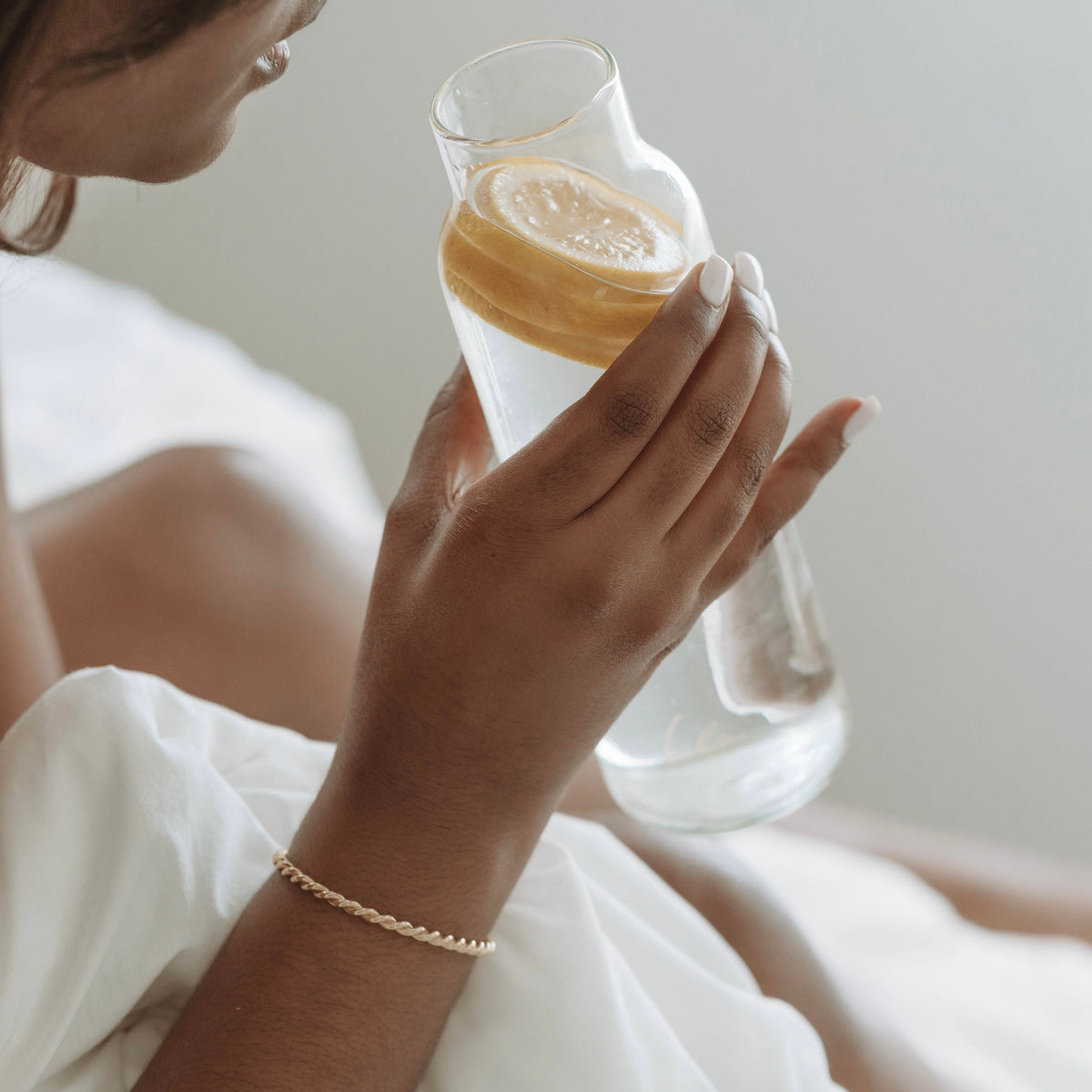 The 15-Minute Reset: What to Do When Your House and Your Brain Both Feel Overwhelmed